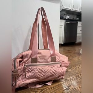 Skip hop baby bag, peach duffel style, large